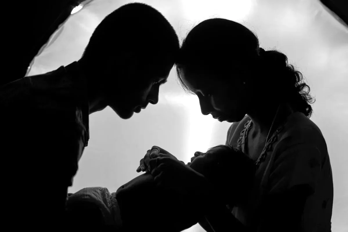 parents in postpartum journey together